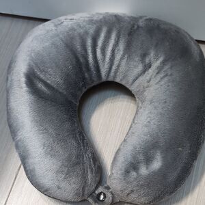 Plush U-Shaped Travel Neck Pillow - Gray